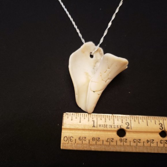 Ocean Treasures Collection artisan shell necklace w/20" 925plated Sterling chain - Picture 3 of 4